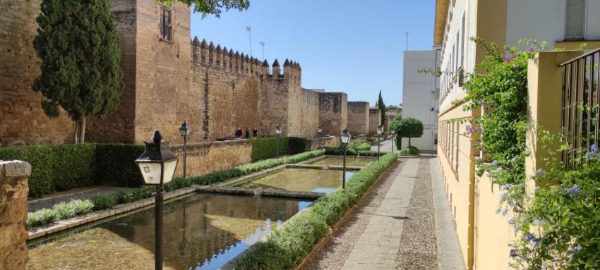 Patio De La Muralla Apartamentos Córdoba Kültér fotó